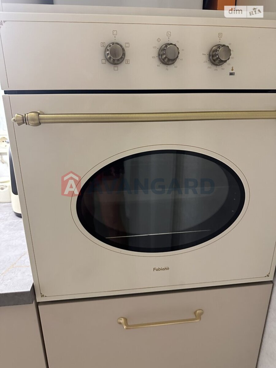 3 ����. ��������, 80/60/17 ��. �., 3/3 ���� ���� 21