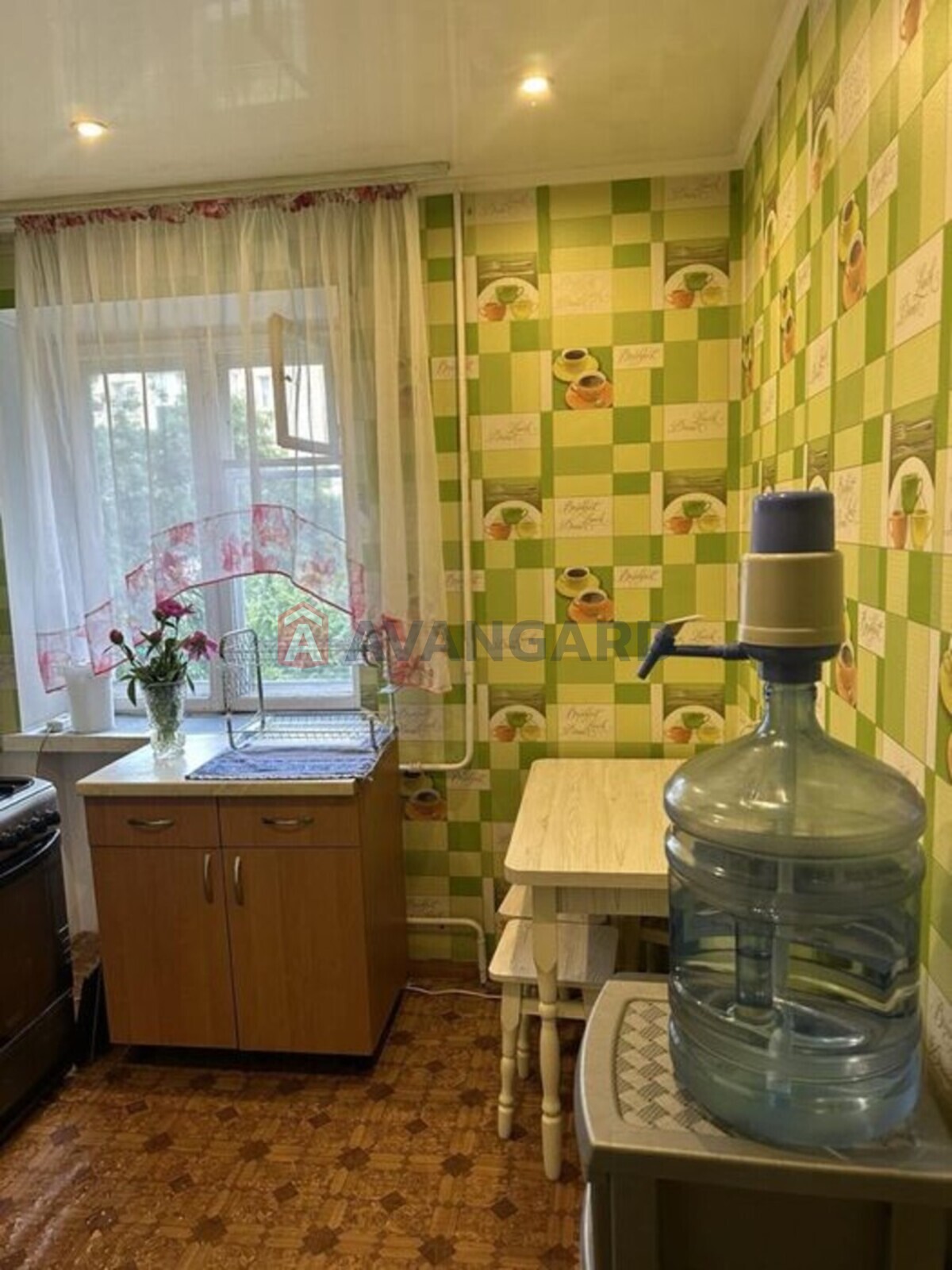 2 ��. ��������, 45/-/8 ��. �., 3/5 ������ ���� 5