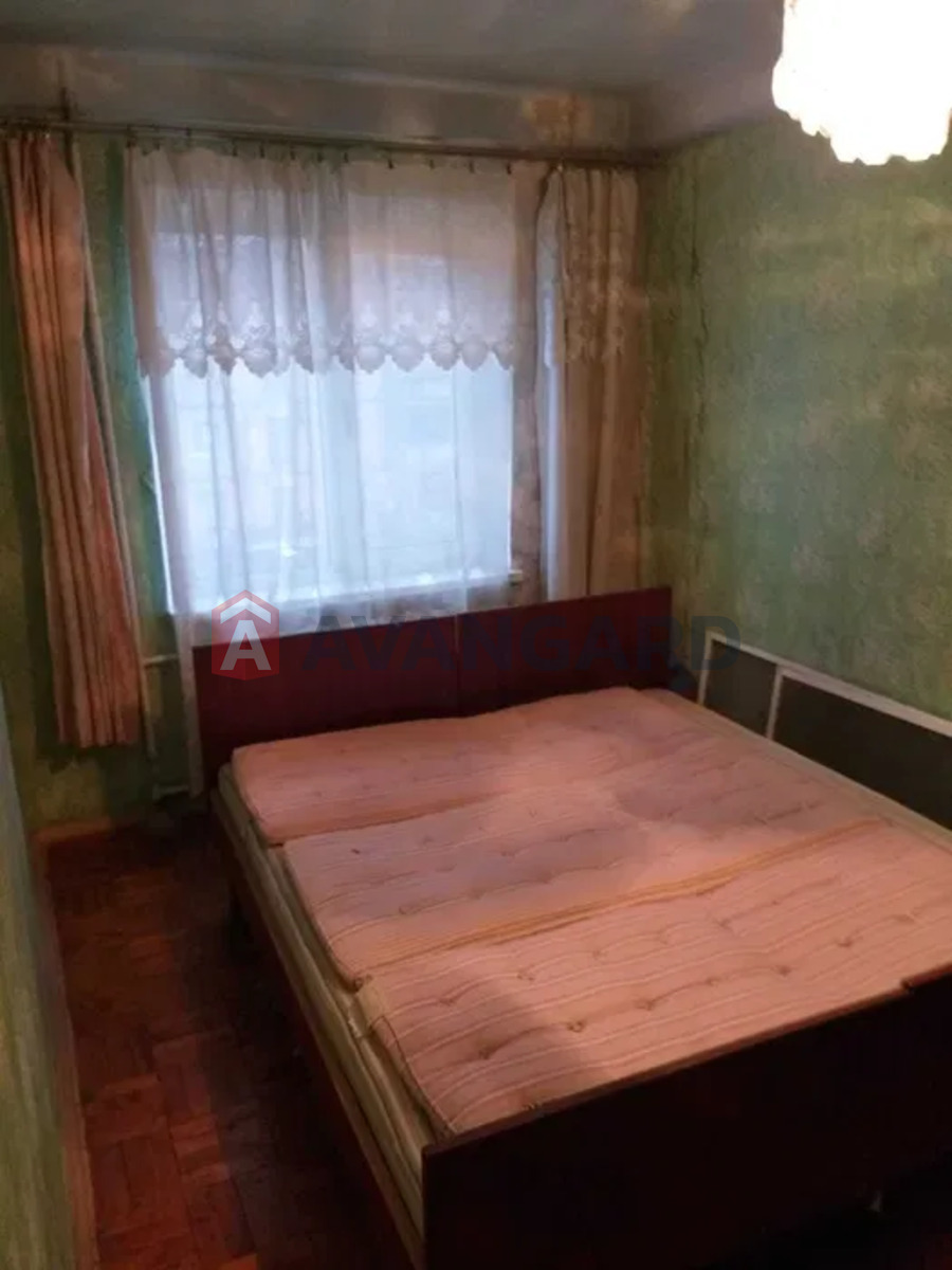 3 ����. ��������, 55/-/6 ��. �., 4/5 ���� ���� 3