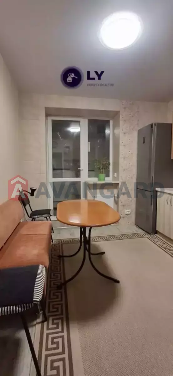 2 ��. ��������, 67/-/15 ��. �., 8/12 ������ ���� 21