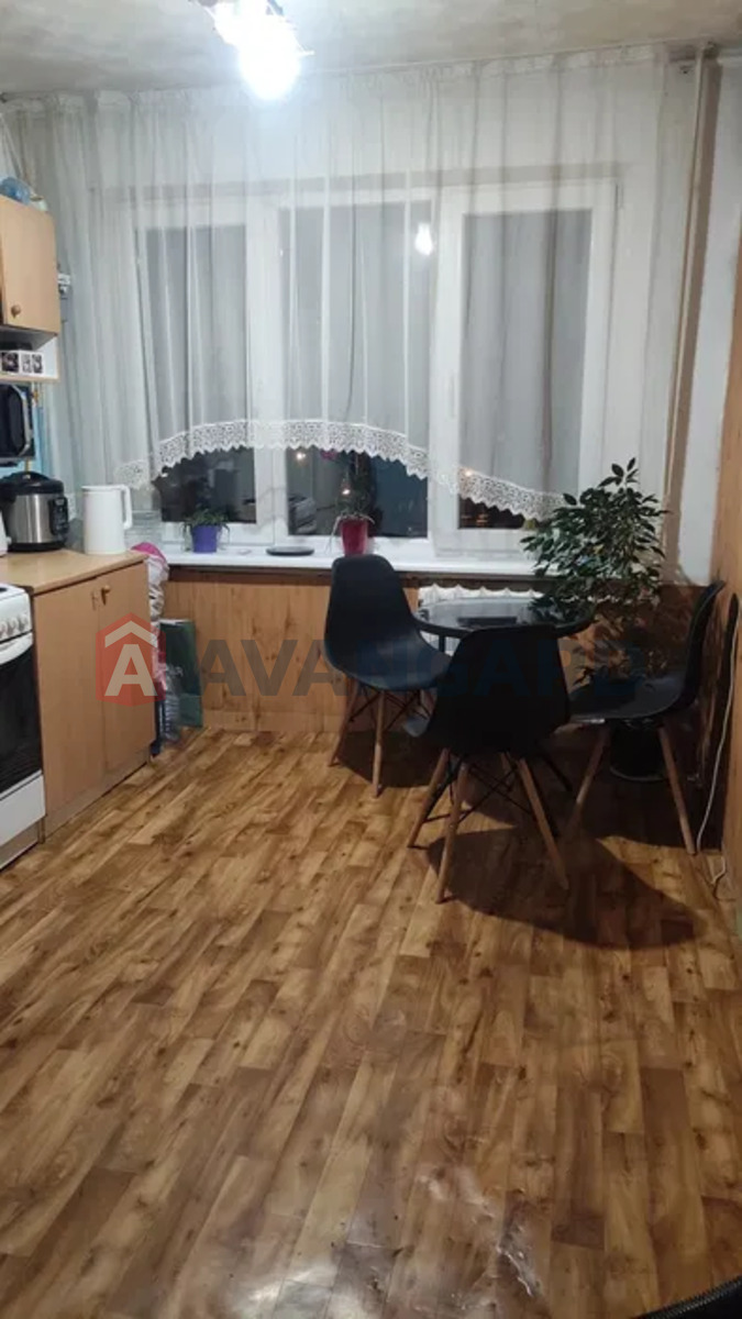 1 ��. ��������, 66/-/9 ��. �., 6/9 ������ ���� 3