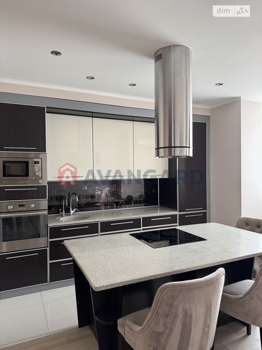 2 ��. ��������, 87/-/12 ��. �., 13/13 ������ ���� 5