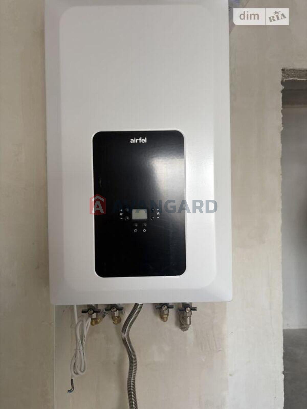 1 ��. ��������, 40/15/10 ��. �., 3/11 ������ ���� 4