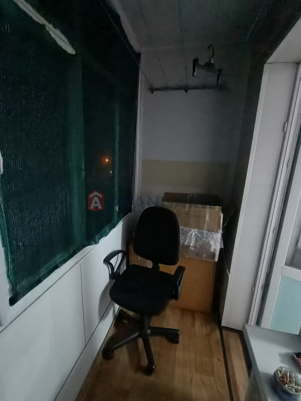 2 ��. ��������, 50/-/9 ��. �., 4/9 ������ ���� 24