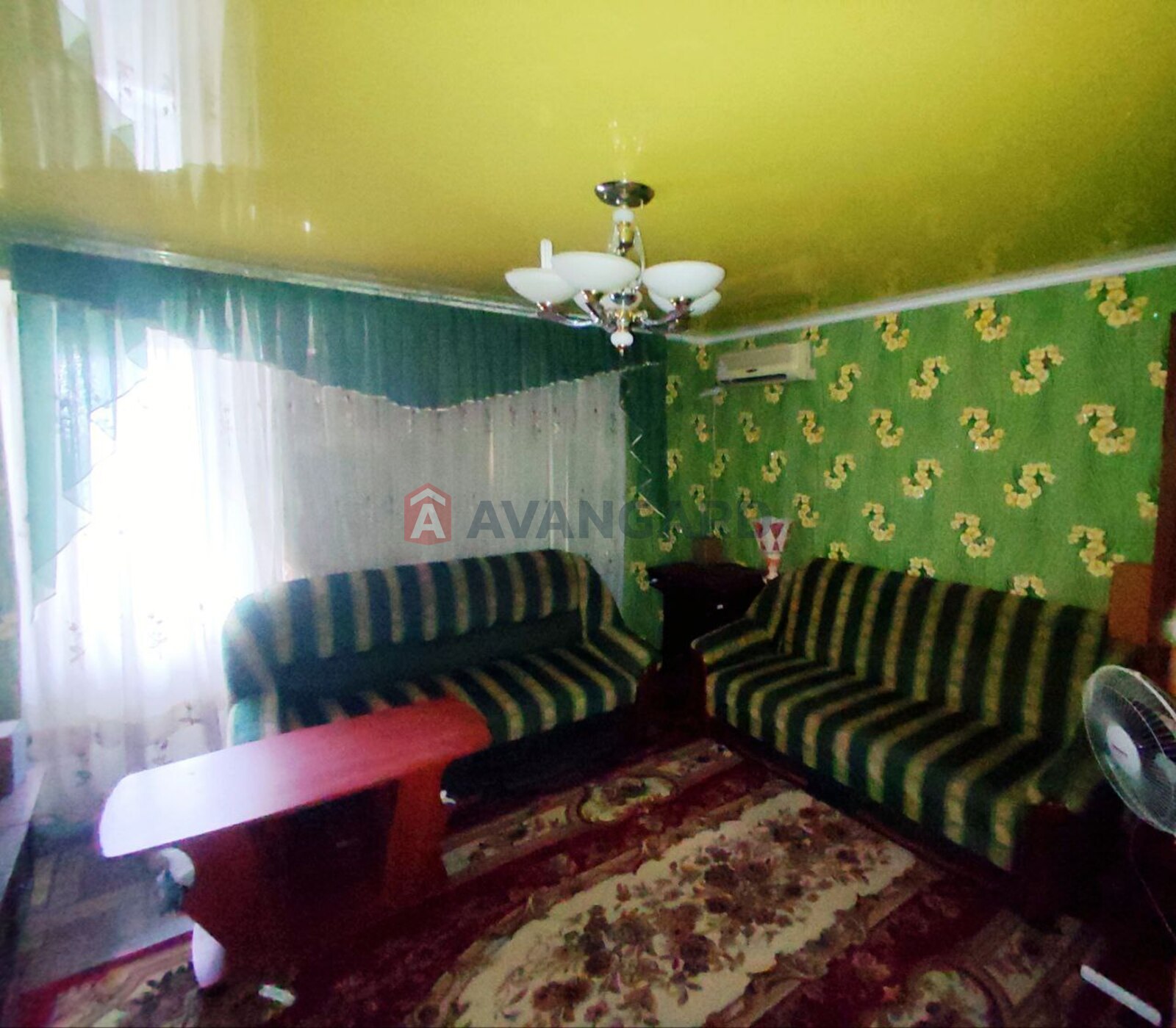 2 . , 52/28/7 . ., 8/9   1