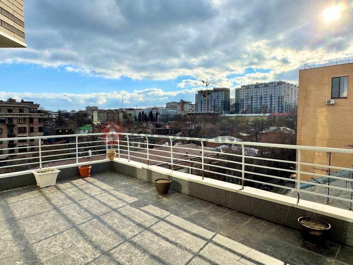 3 ��. ��������, 149/128/14 ��. �., 7/10 ������ ���� 1
