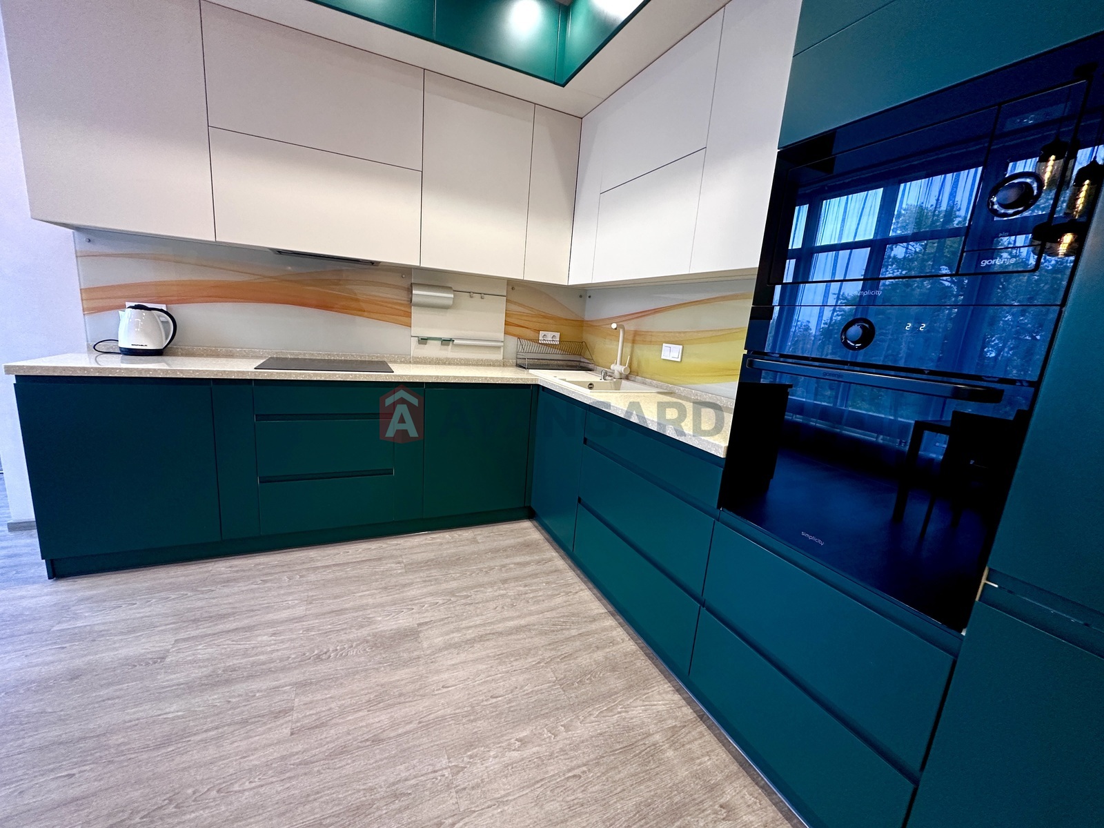 2 ��. ��������, 67,2/30/30 ��. �., 2/6 ������ ���� 8