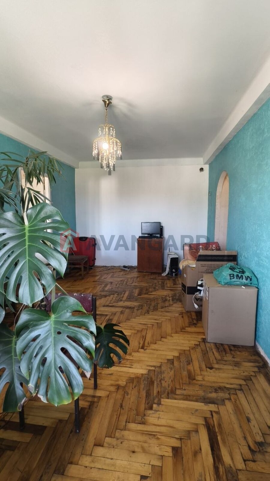 3 ����. ��������, 68/45/12 ��. �., 5/9 ���� ���� 3