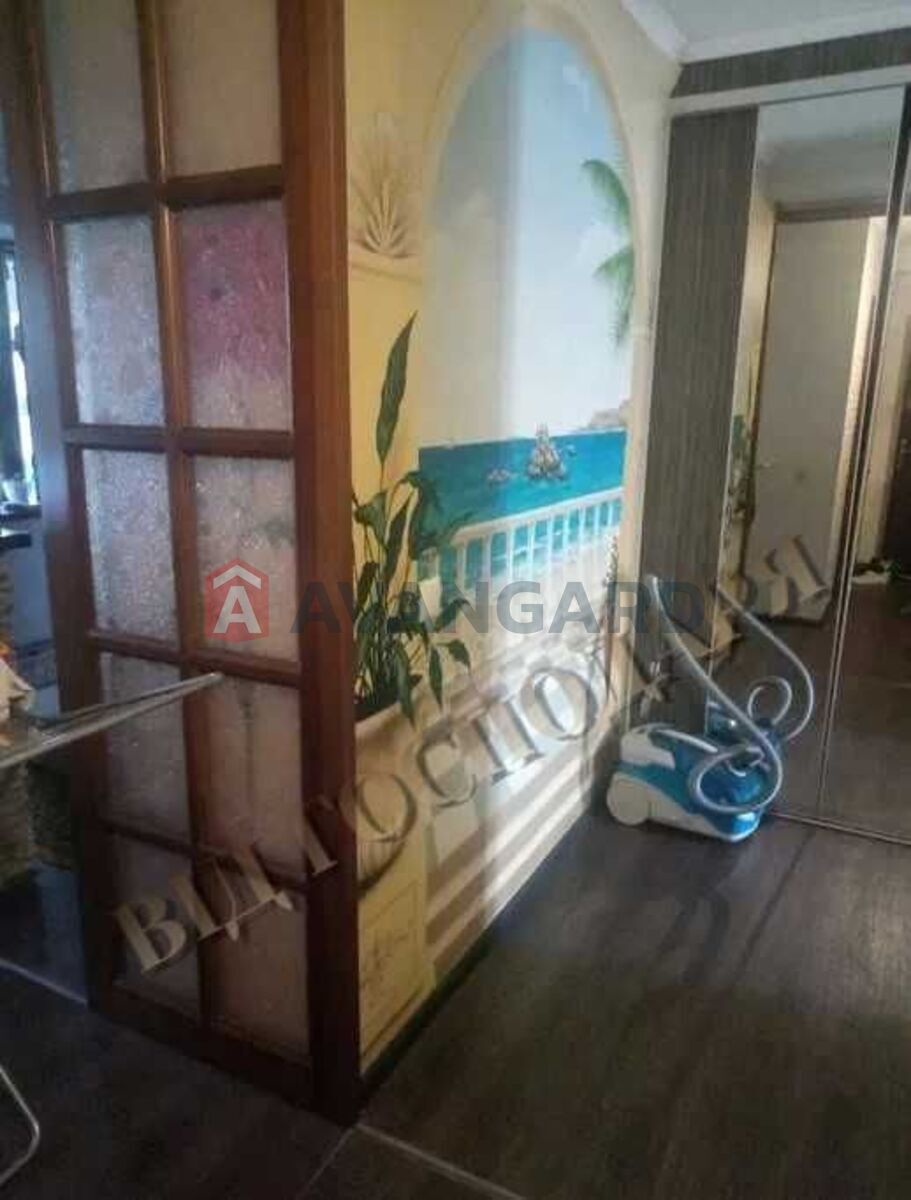 1 ��. ��������, 46/-/7 ��. �., 4/5 ������ ���� 15