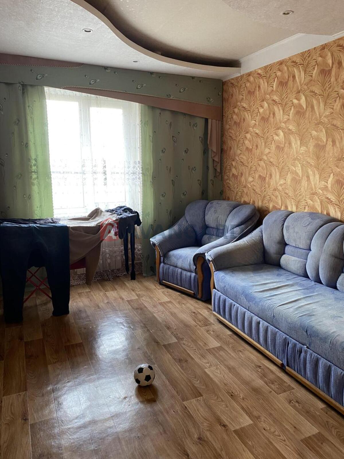 3 ��. ��������, 74/43/8 ��. �., 4/16 ������ ���� 9