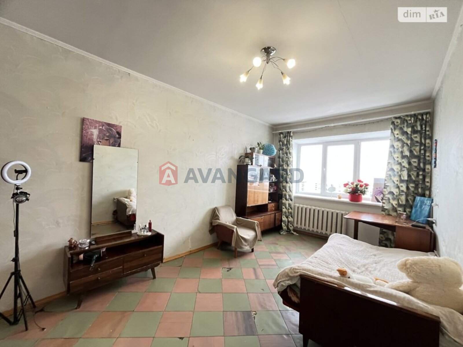 2 ��. ��������, 48/30/5 ��. �., 5/5 ������ ���� 5