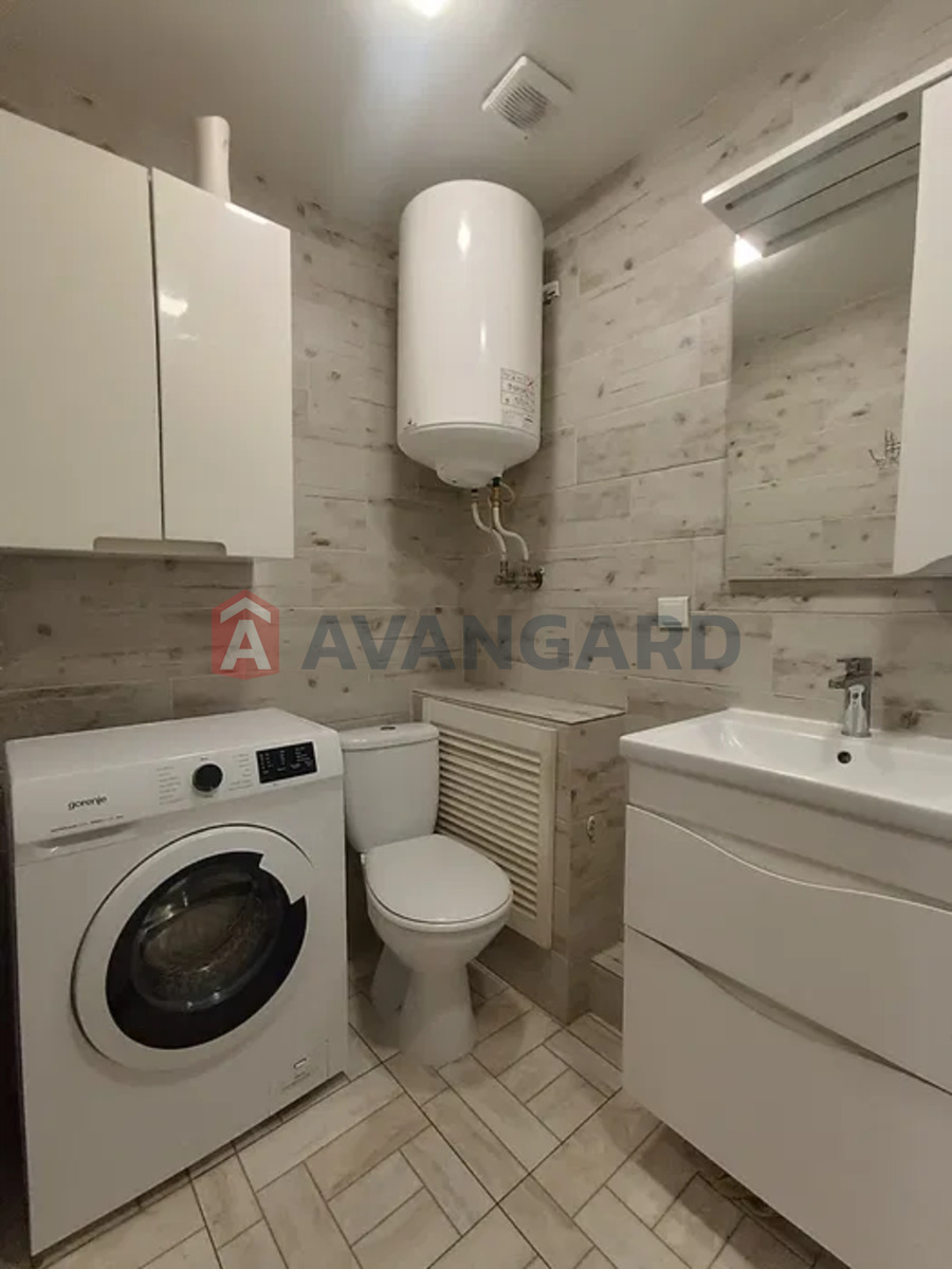 2 ��. ��������, 51/-/8 ��. �., 4/9 ������ ���� 8