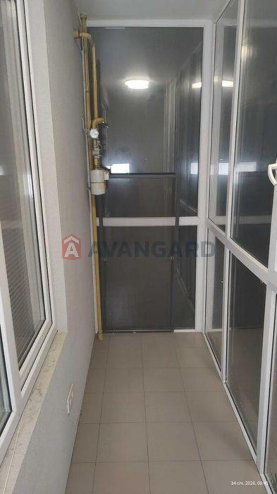 1 ��. ��������, 35/-/8 ��. �., 3/4 ������ ���� 19