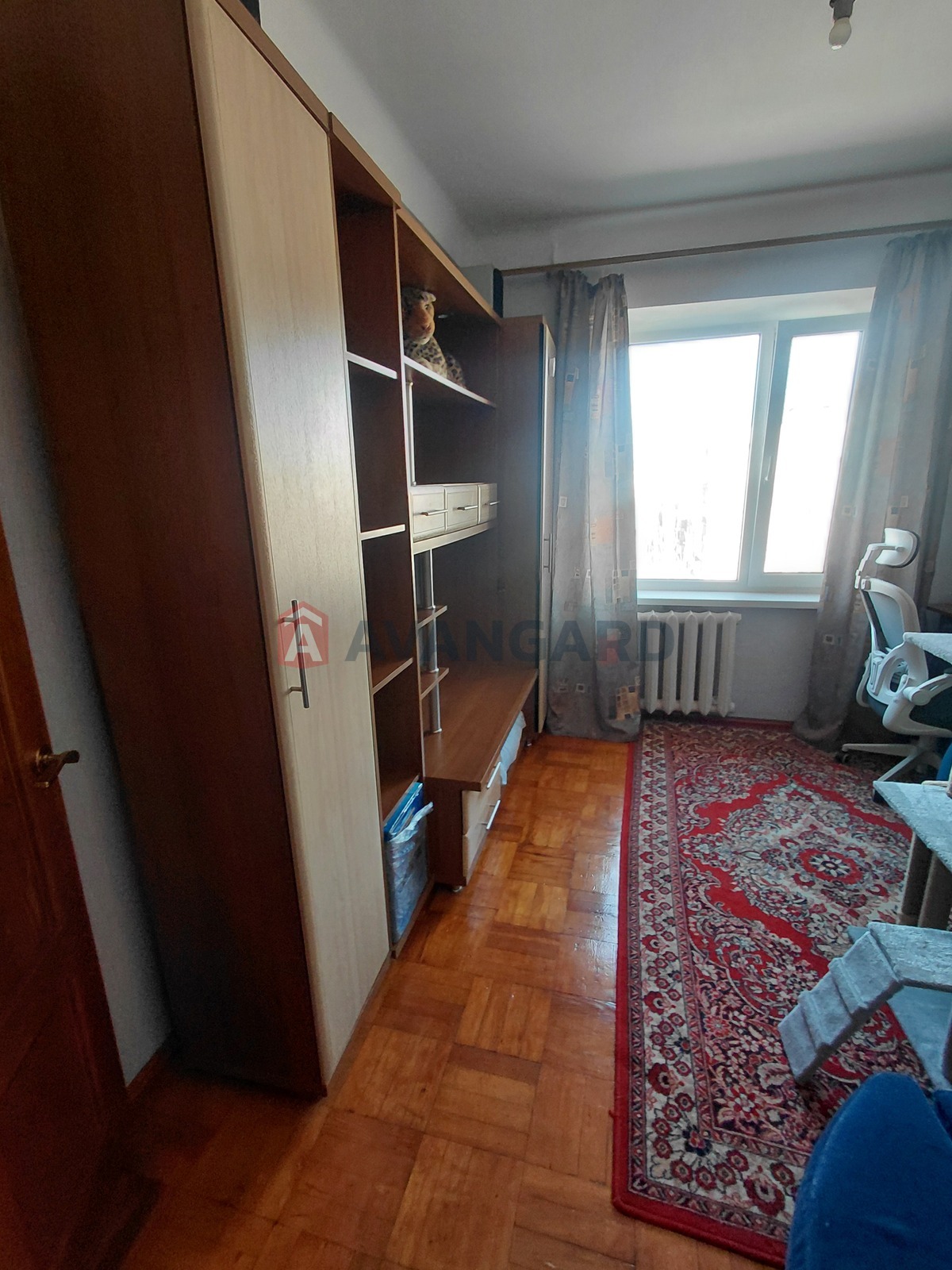 2 ��. ��������, 50/-/8 ��. �., 8/9 ������ ���� 14