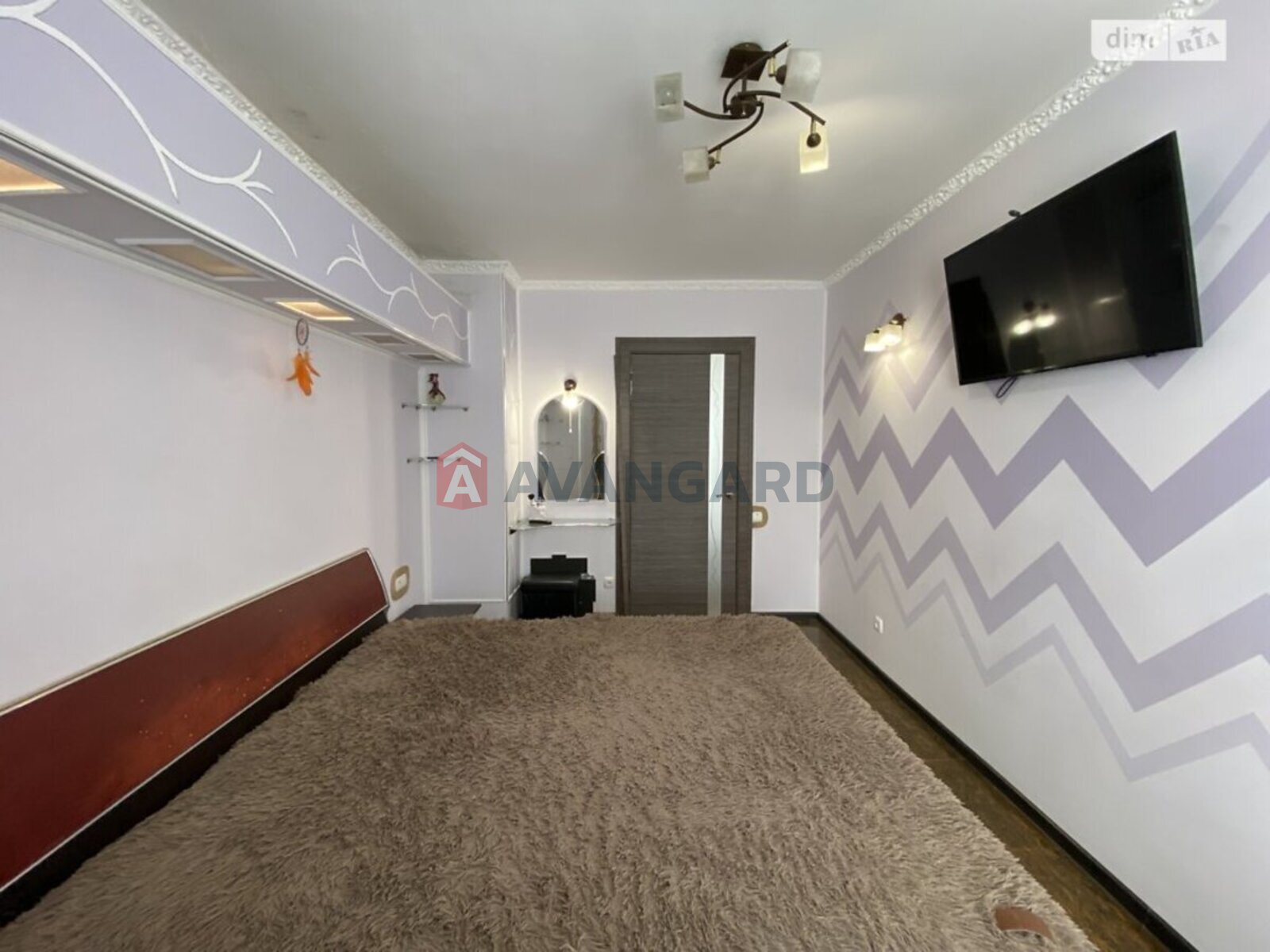 3 ��. ��������, 98/67/14 ��. �., 1/5 ������ ���� 26