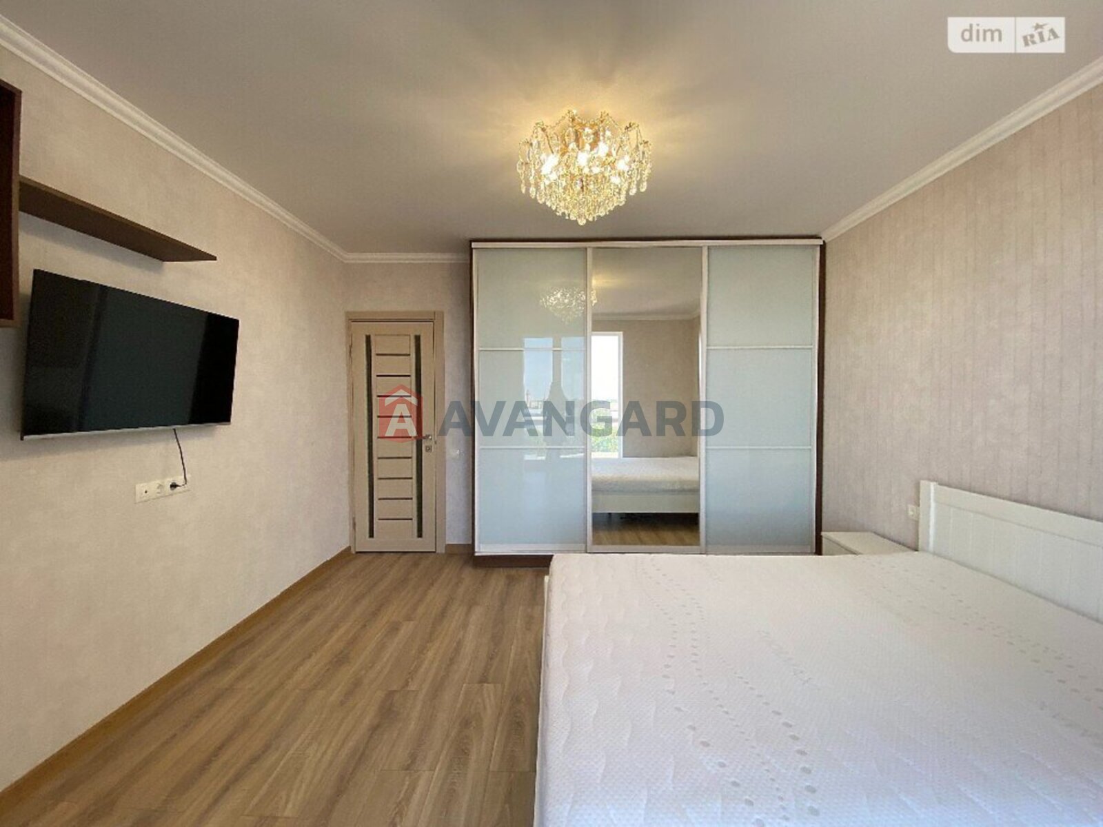 2 ��. ��������, 72/-/23 ��. �., 8/12 ������ ���� 14