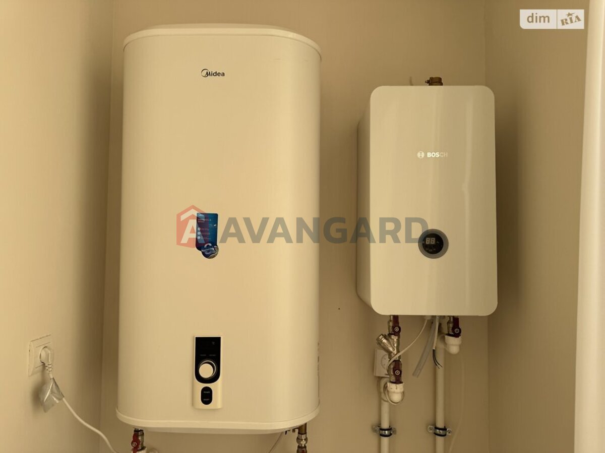 2 ��. ��������, 85/-/- ��. �., 11/11 ������ ���� 26