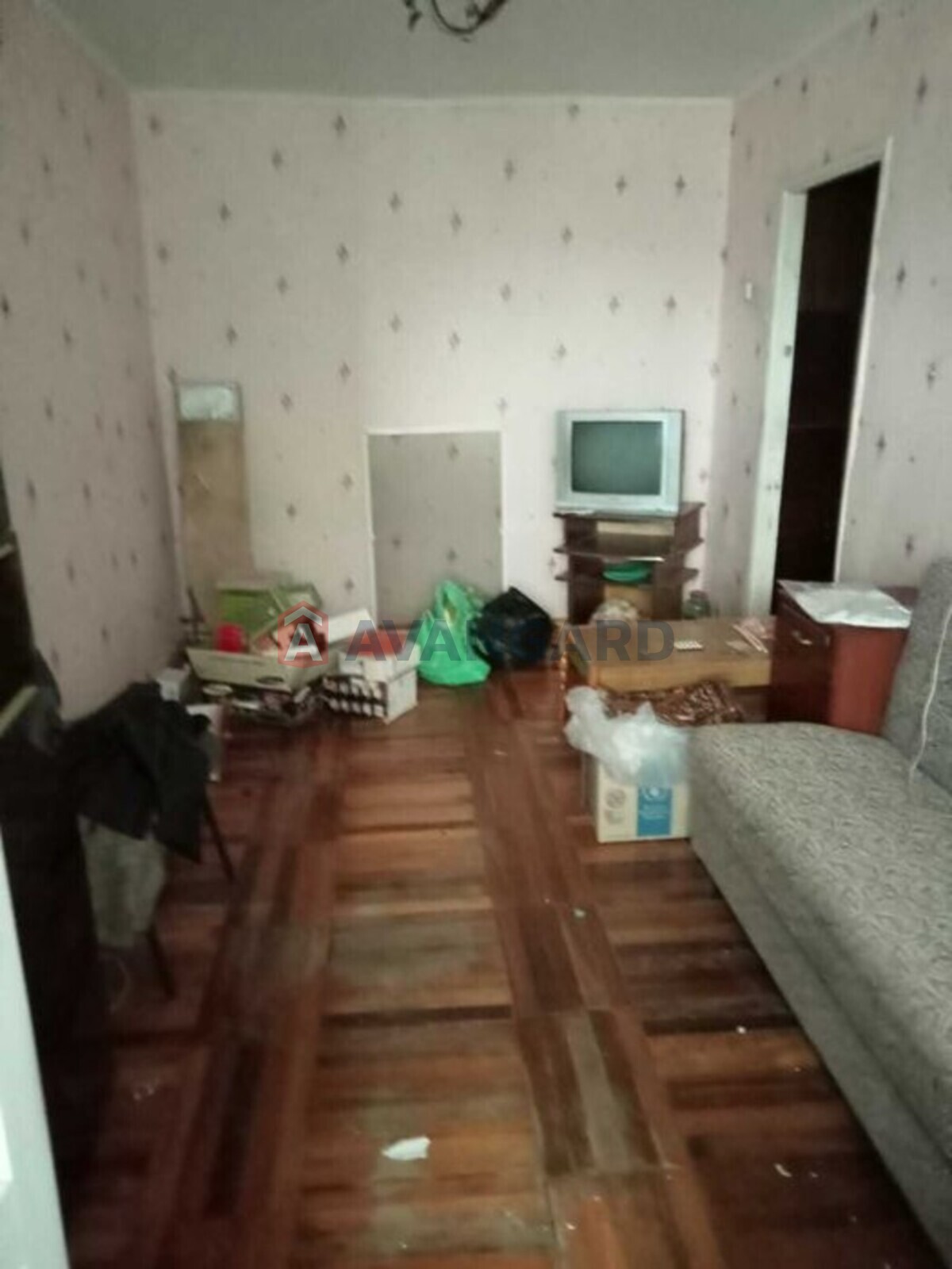 2 ��. ��������, 48/-/9 ��. �., 8/9 ������ ���� 4