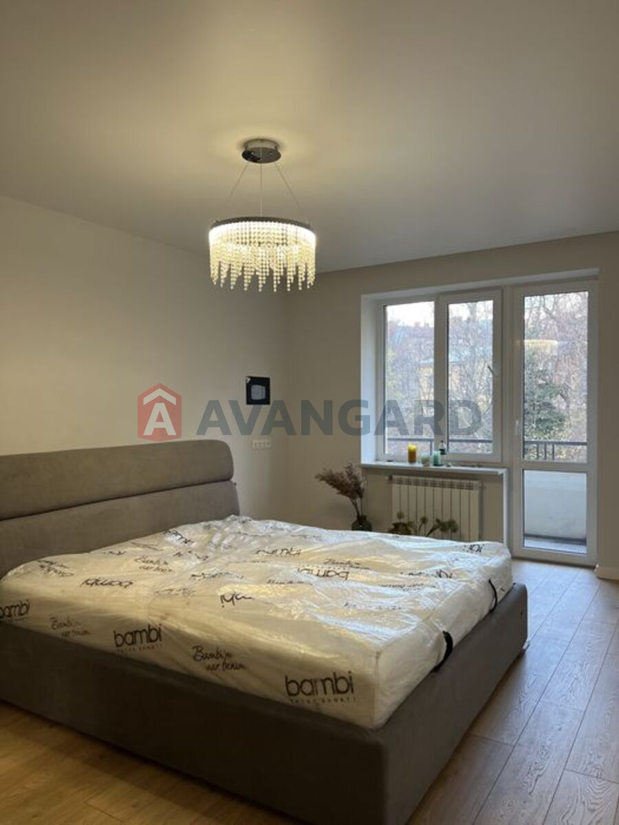 3 . , 85/-/10 . ., 4/5   2