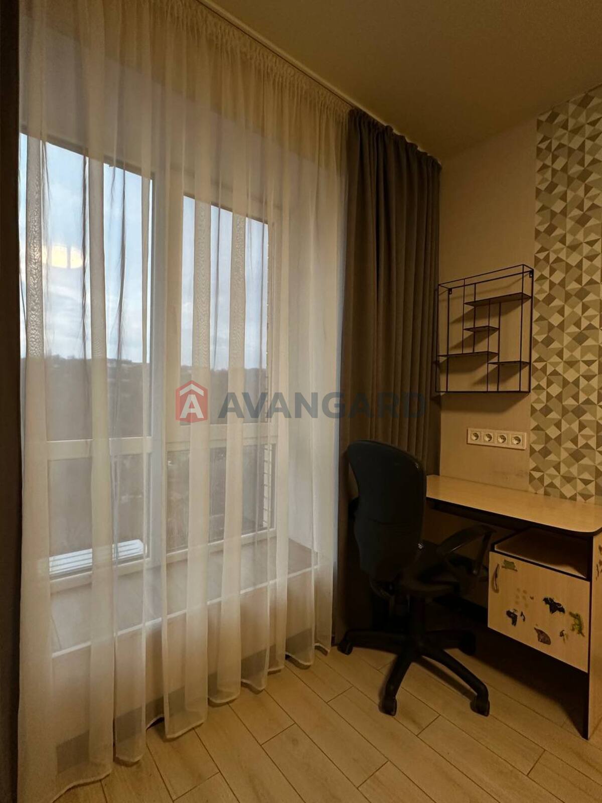 2 ��. ��������, 58/-/- ��. �., 12/12 ������ ���� 14