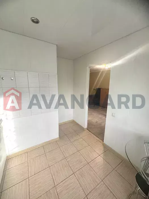 1 ��. ��������, 33,23/16,9/6,9 ��. �., 2/5 ������ ���� 6