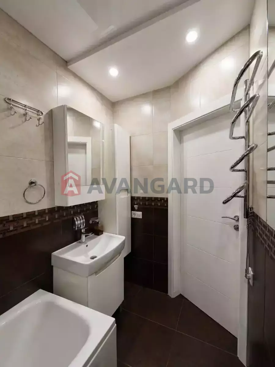 2 ��. ��������, 45/25/15 ��. �., 17/18 ������ ���� 20