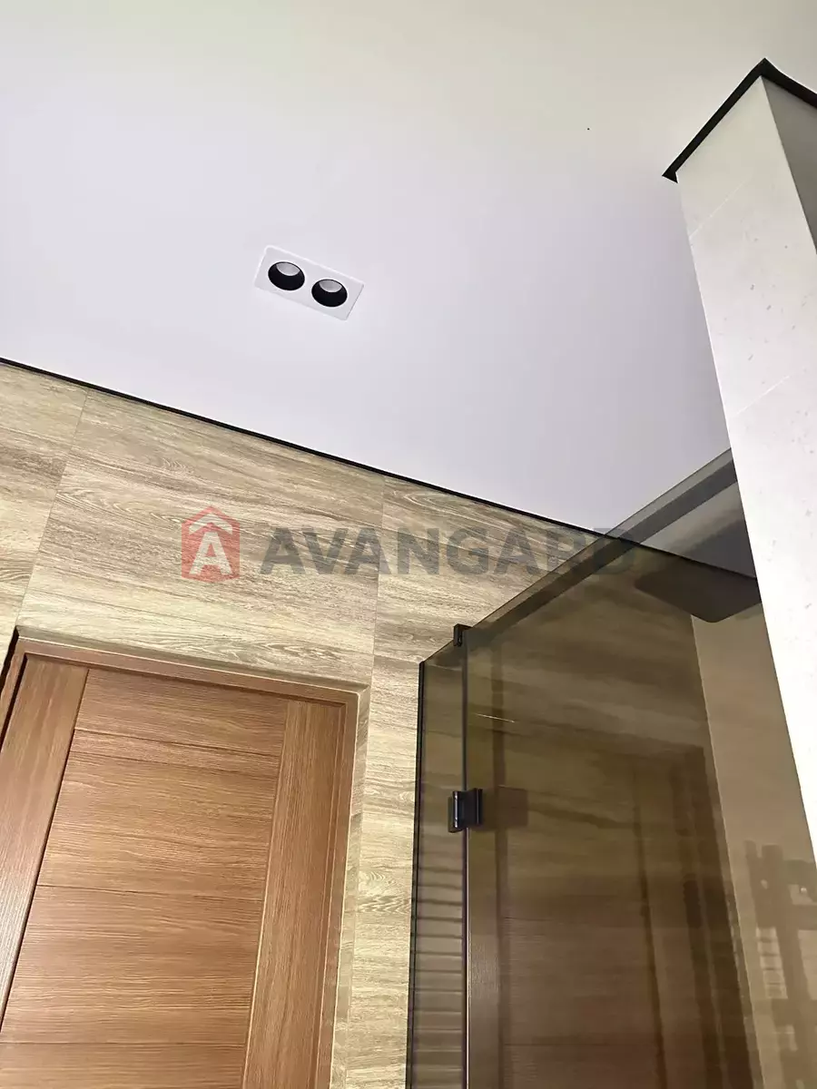 3 ��. ��������, 74/-/- ��. �., 3/9 ������ ���� 8