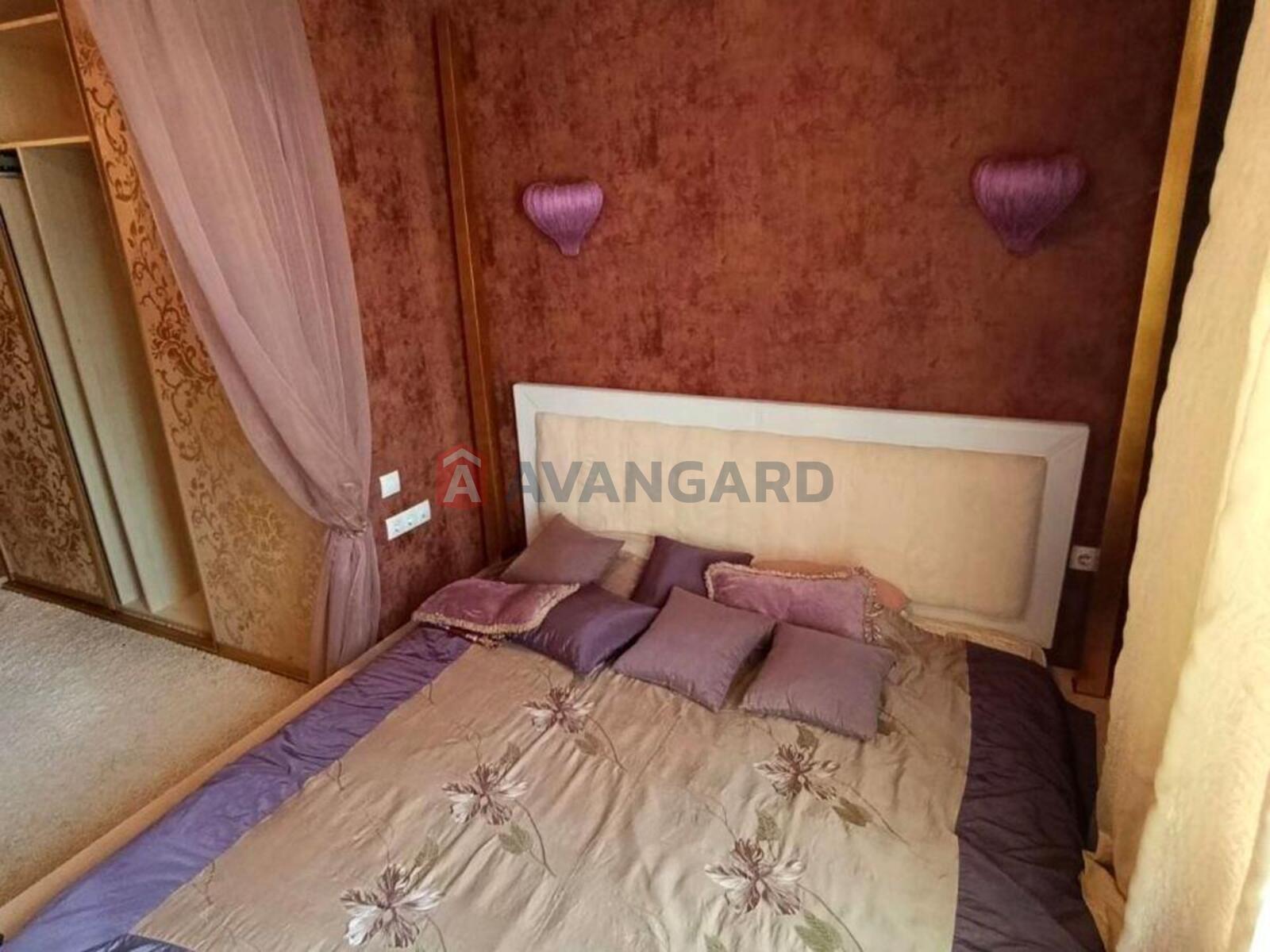 4 ��. ��������, 130/80/7 ��. �., 4/4 ������ ���� 27