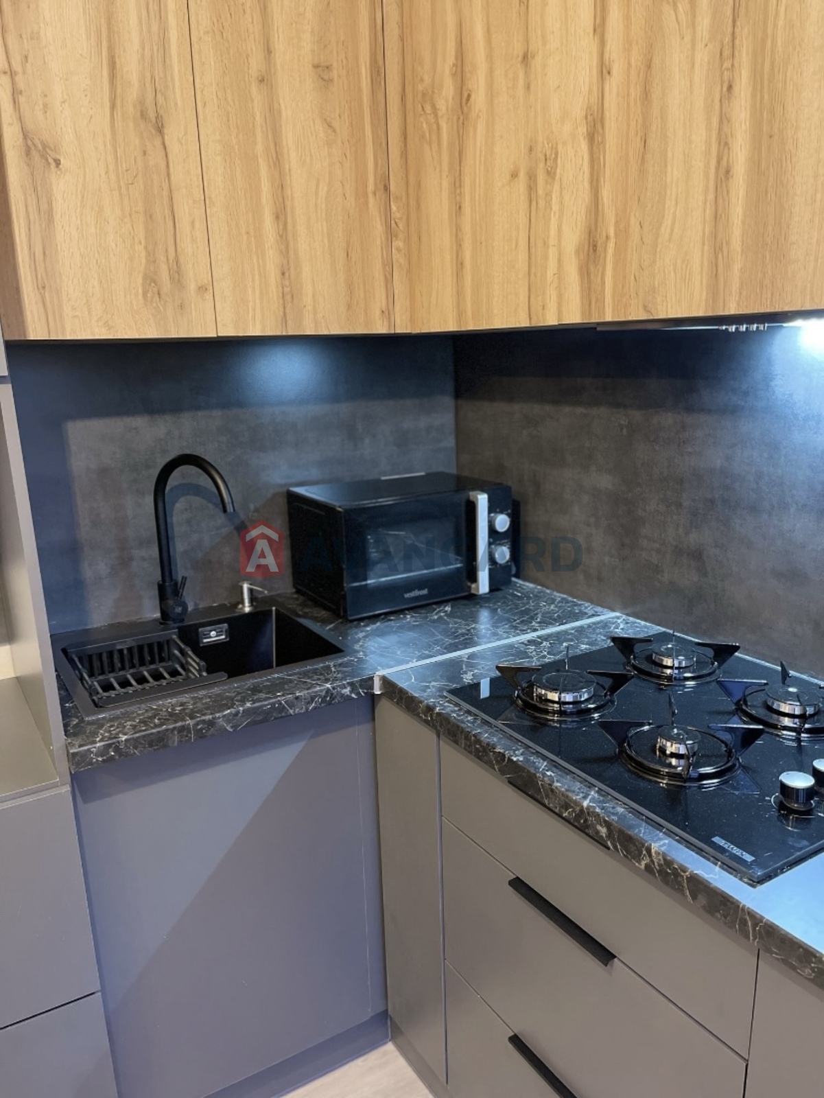 2 ��. ��������, 45/35/7 ��. �., 2/4 ������ ���� 4