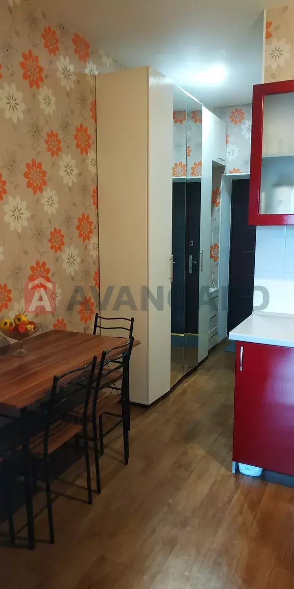 1 ��. ��������, 23/-/6 ��. �., 3/4 ������ ���� 8