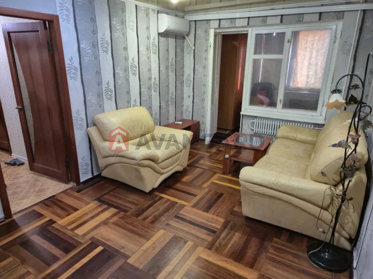 2 ��. ��������, 49/-/8 ��. �., 4/9 ������ ���� 10