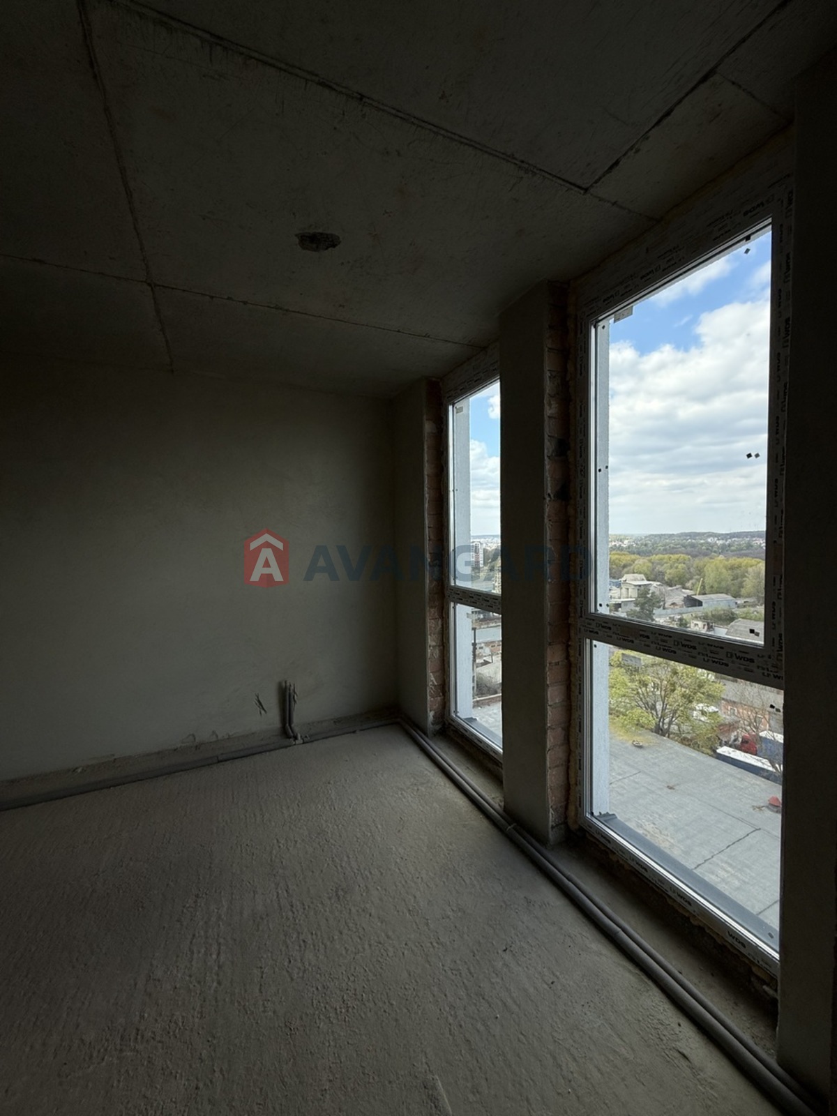 2 ��. ��������, 71/41/30 ��. �., 10/10 ������ ���� 17