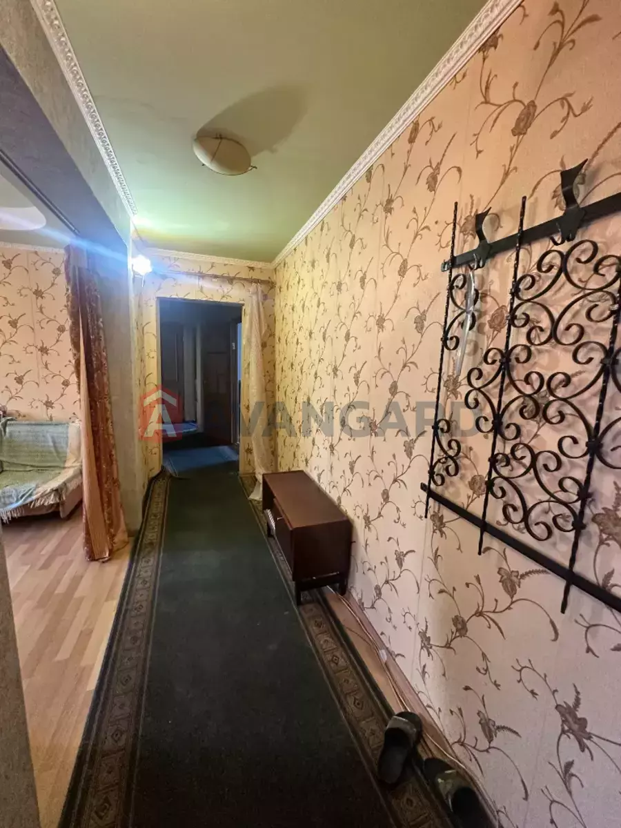 4 ��. ��������, 98/-/- ��. �., 2/9 ������ ���� 15