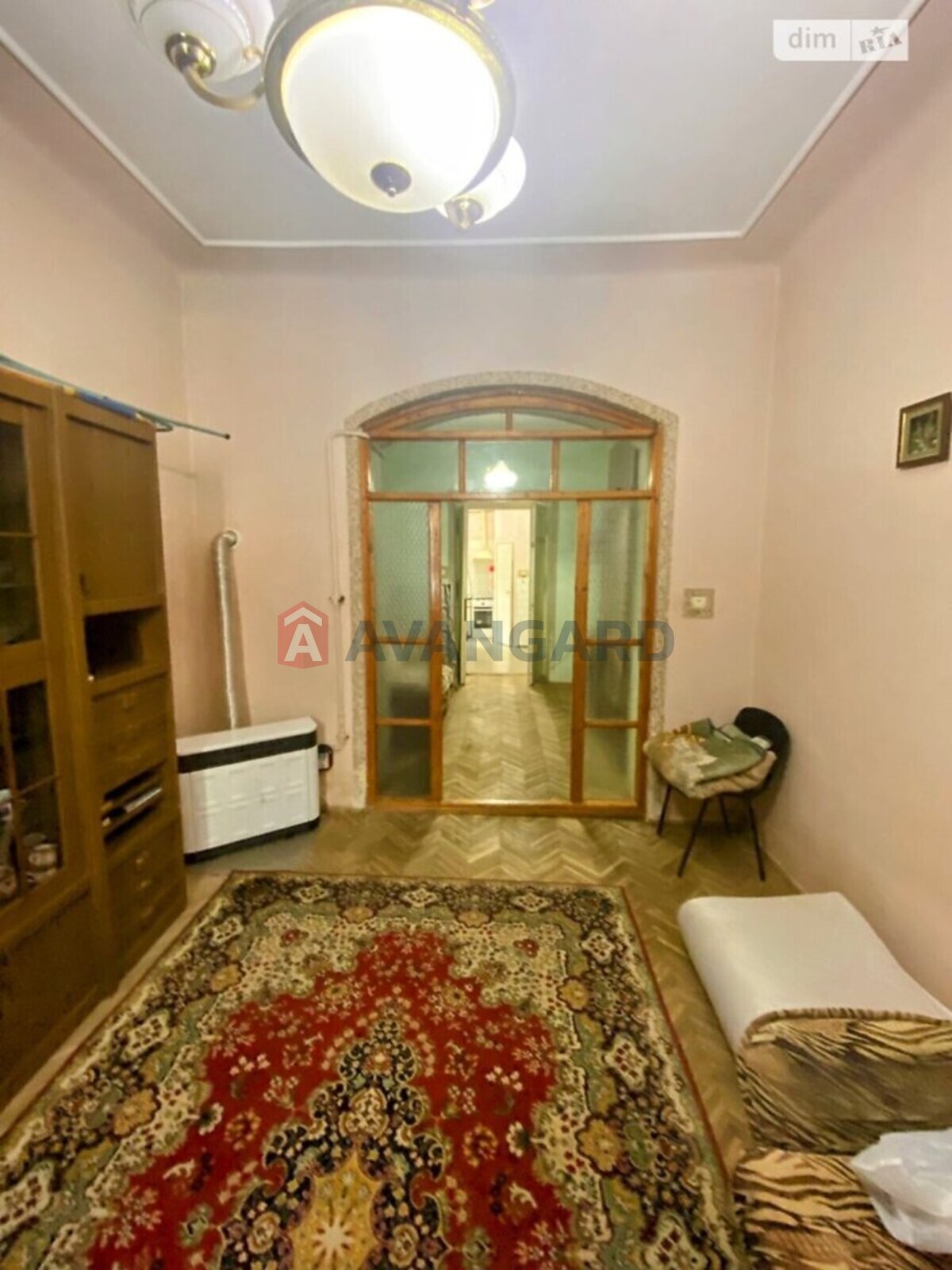 2 ����. ��������, 42/25/10 ��. �., 1/3 ���� ���� 3