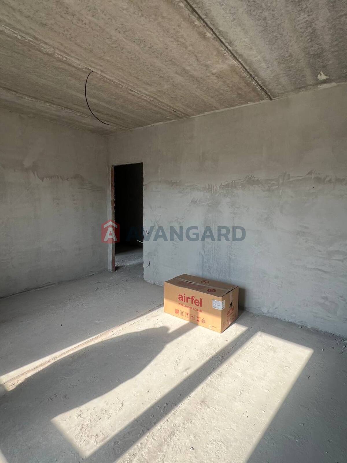 1 ��. ��������, 50.2/13.05/18.80 ��. �., 3/9 ������ ���� 5