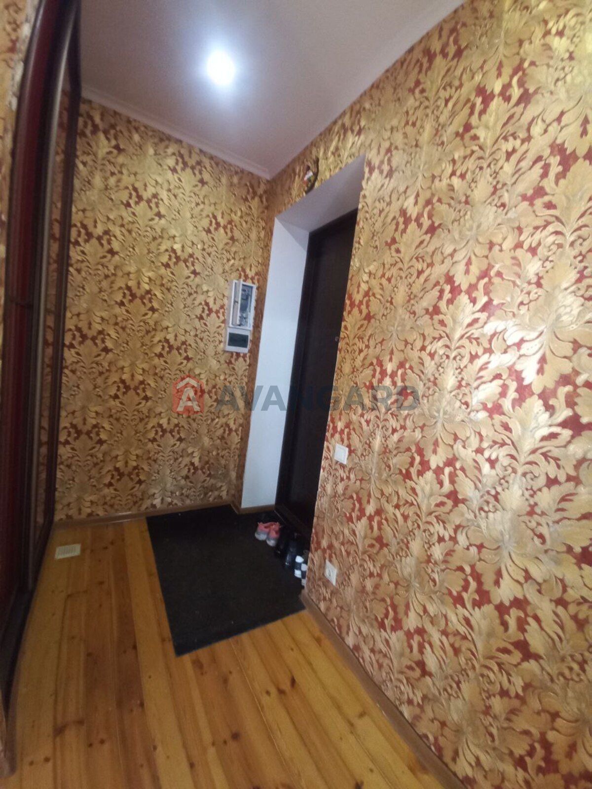 2 ����. ��������, 52/-/7 ��. �., 2/3 ���� ���� 6