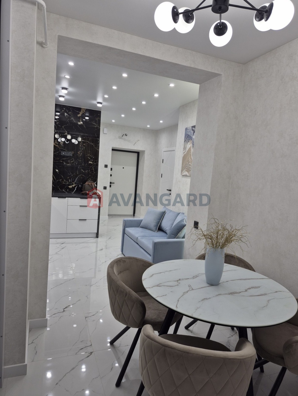 1 ��. ��������, 40/20/17 ��. �., 5/11 ������ ���� 6