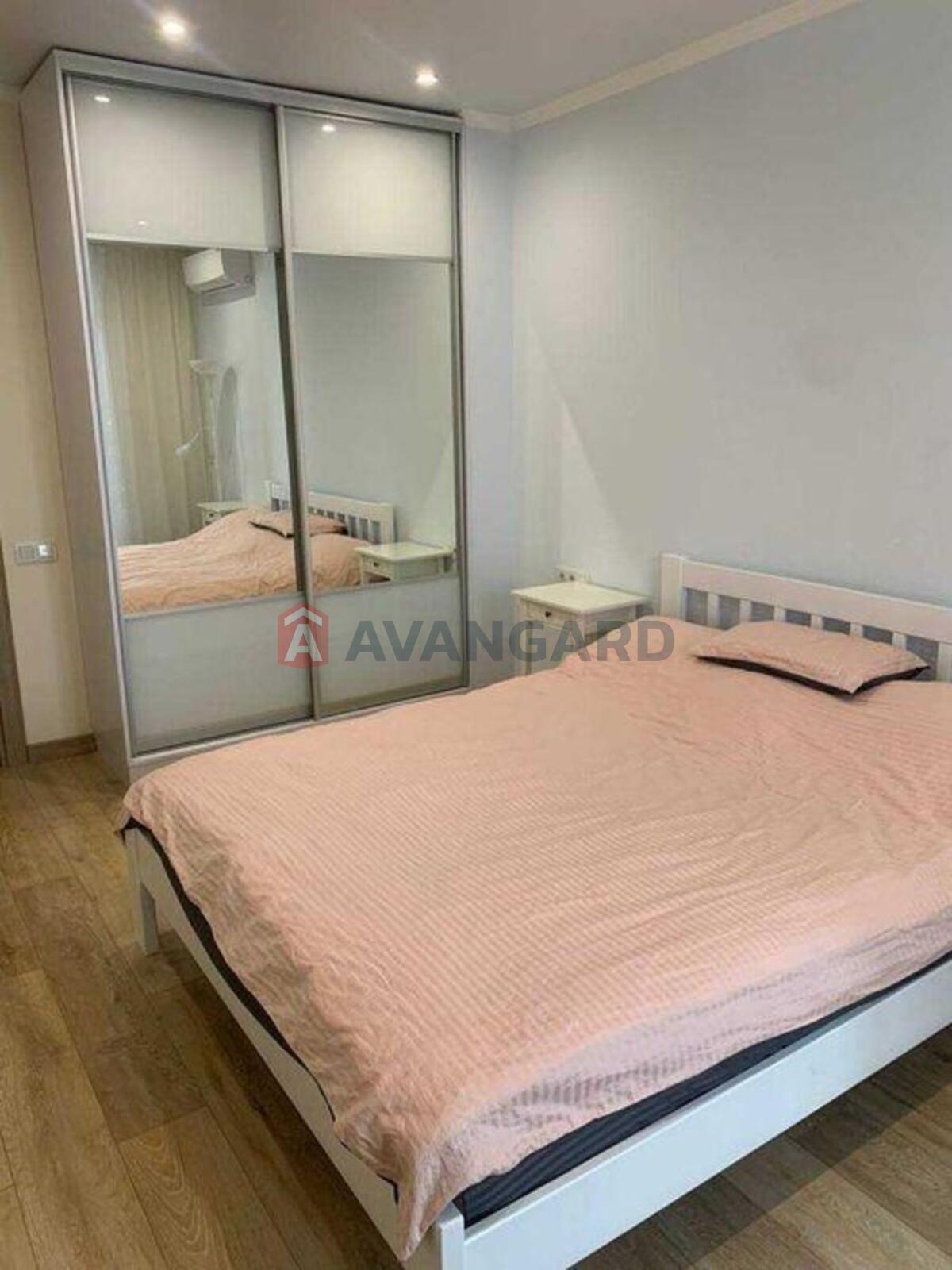 2 ��. ��������, 65/-/20 ��. �., 15/17 ������ ���� 14