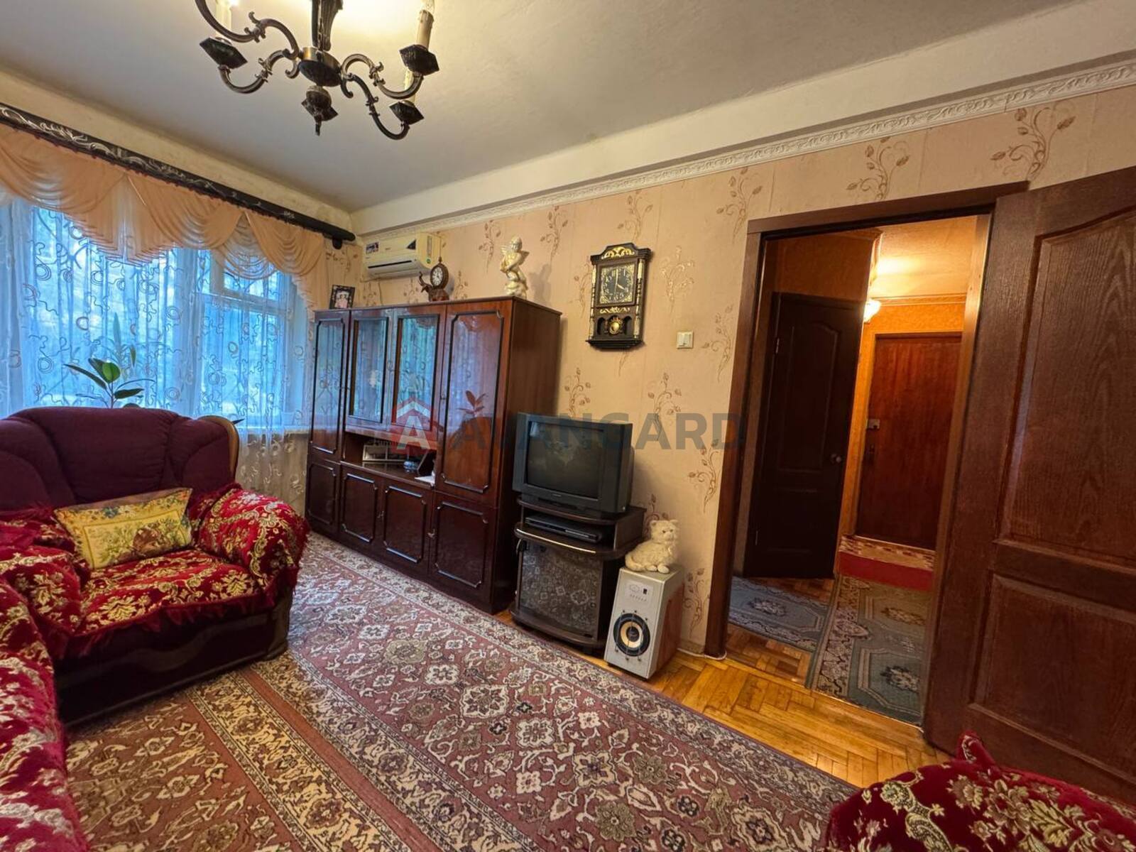 2 ����. ��������, 44.41/30.32/7 ��. �., 1/5 ���� ���� 15