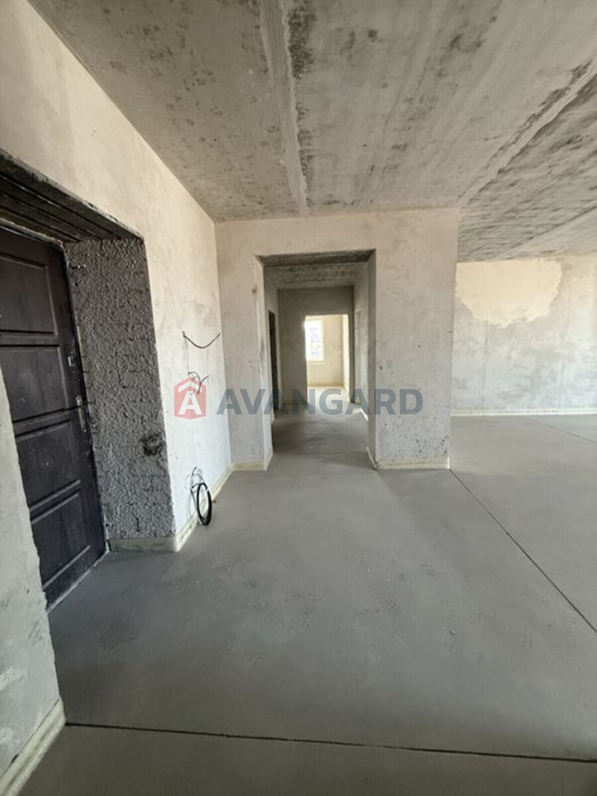 3 ����. ��������, 105/-/15 ��. �., 14/17 ���� ���� 3