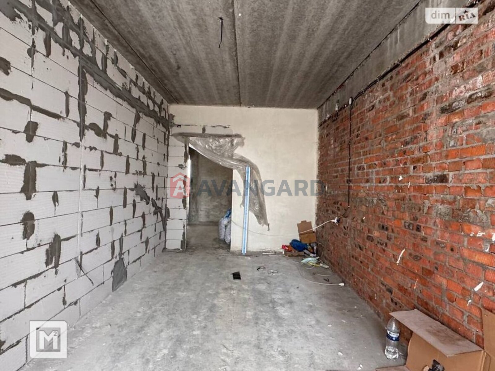 2 ��. ��������, 73/36/18 ��. �., 4/10 ������ ���� 9