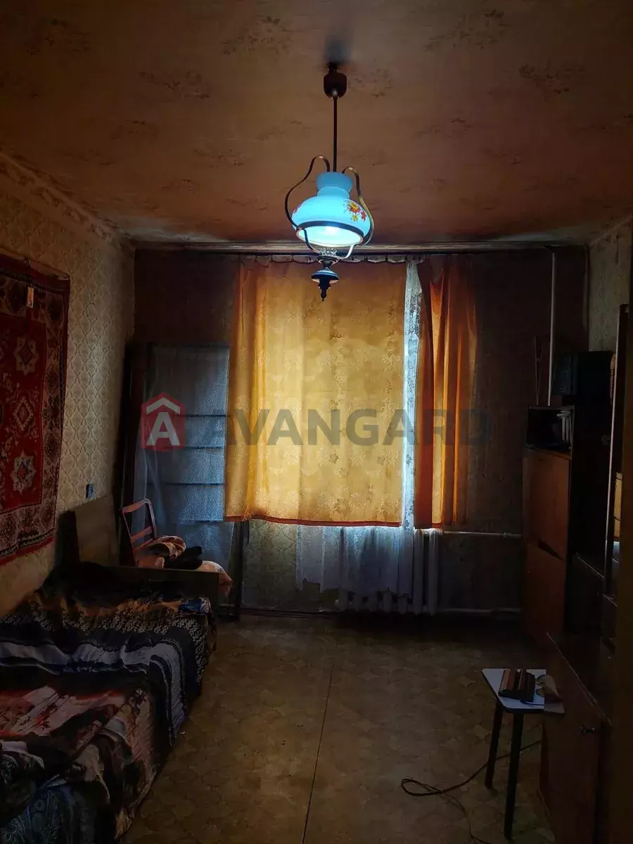 3 ��. ��������, 63/-/7 ��. �., 4/9 ������ ���� 9