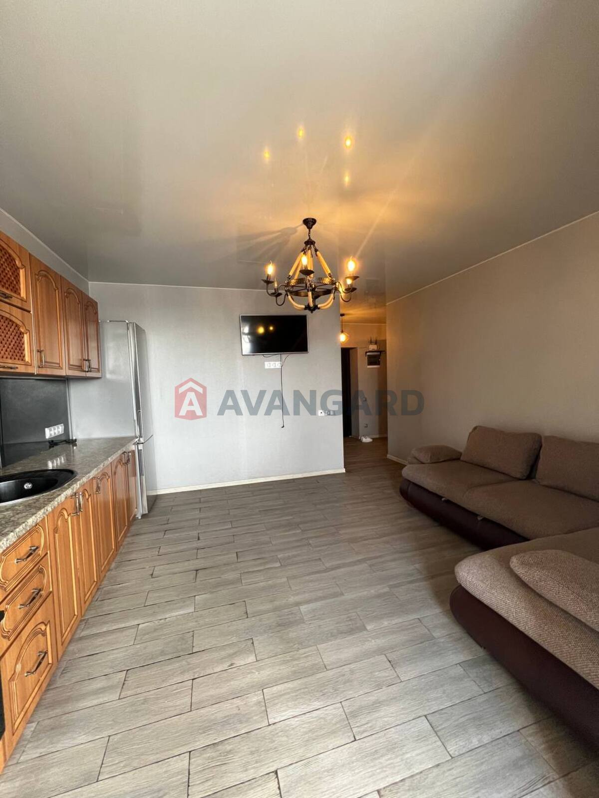 3 ��. ��������, 68/31/22 ��. �., 11/12 ������ ���� 10