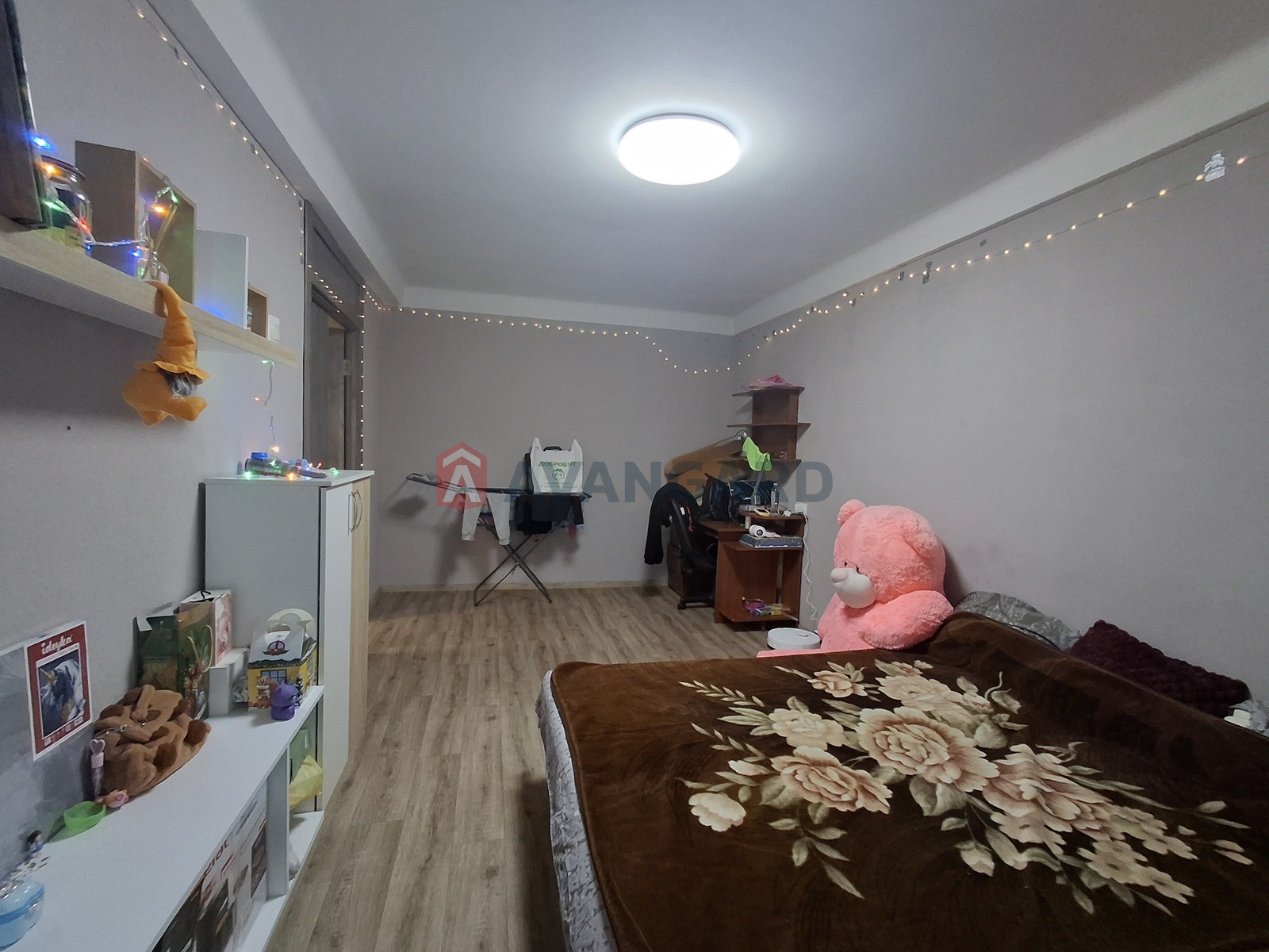 2 ����. ��������, 50/-/9 ��. �., 4/9 ���� ���� 29