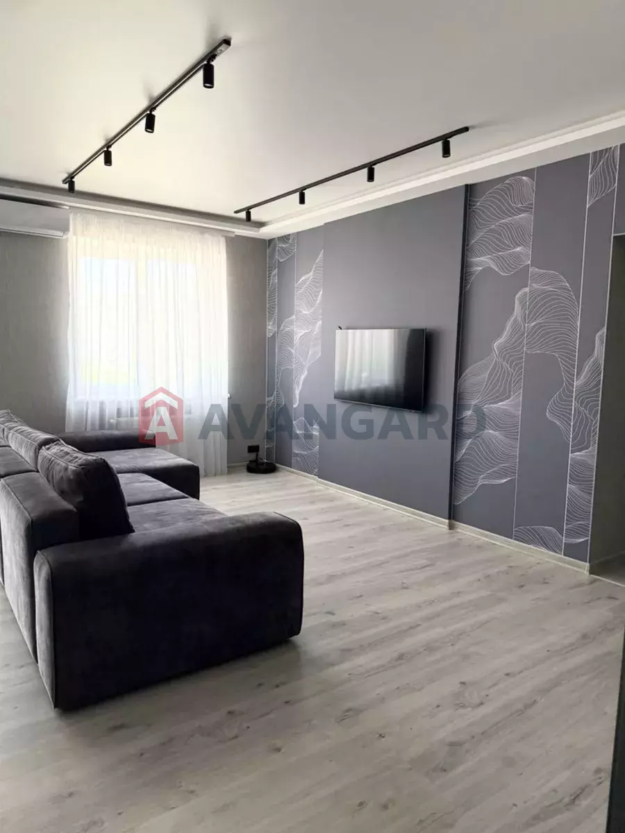 3 . , 100/42/40 . ., 7/7   5