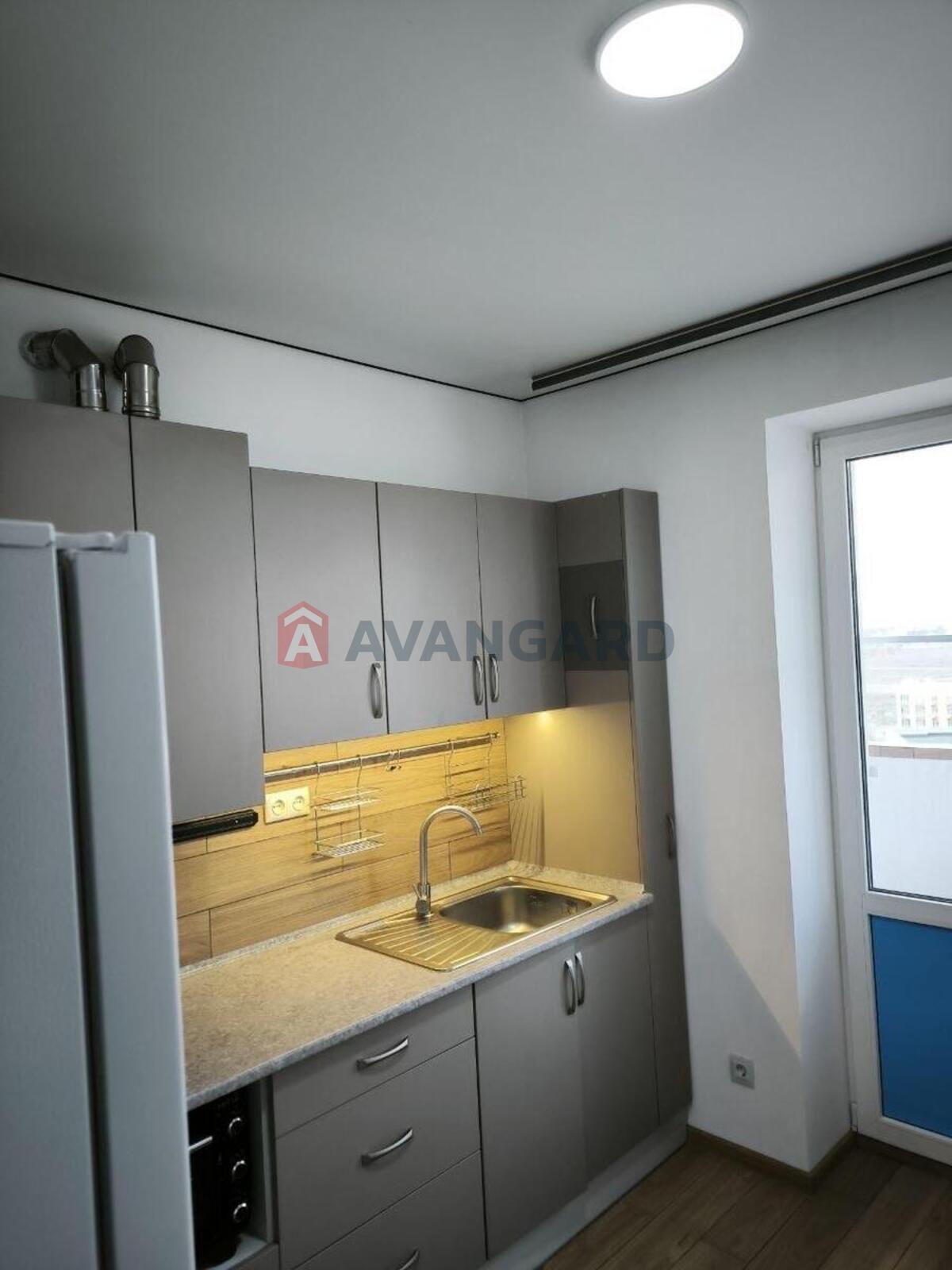 1 ��. ��������, -/-/- ��. �., 9/11 ������ ���� 10