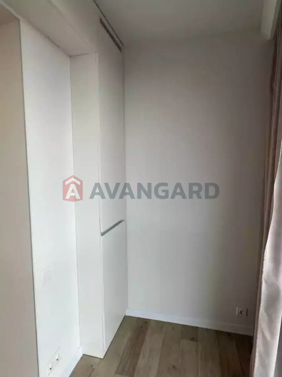 3 ��. ��������, 79/46/20 ��. �., 3/12 ������ ���� 7