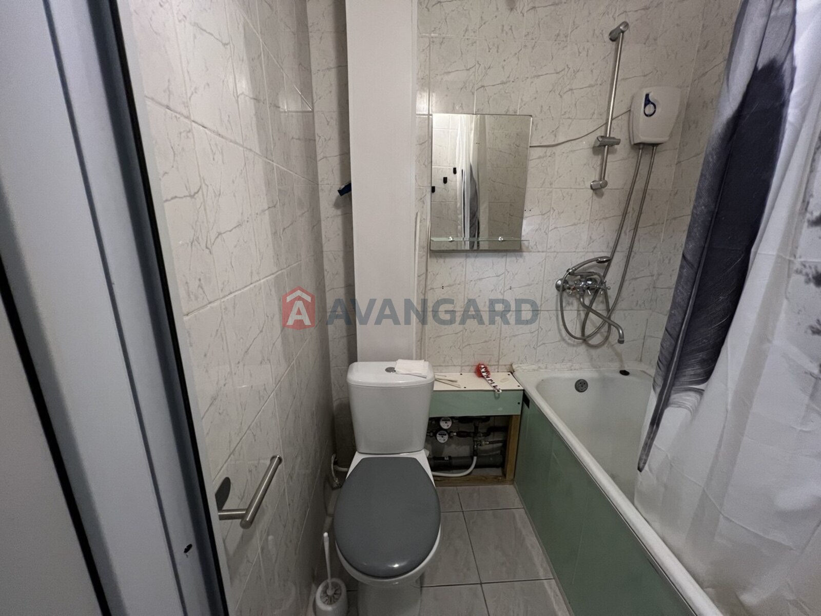 1 ����. ��������, 30/-/7 ��. �., 5/5 ���� ���� 11