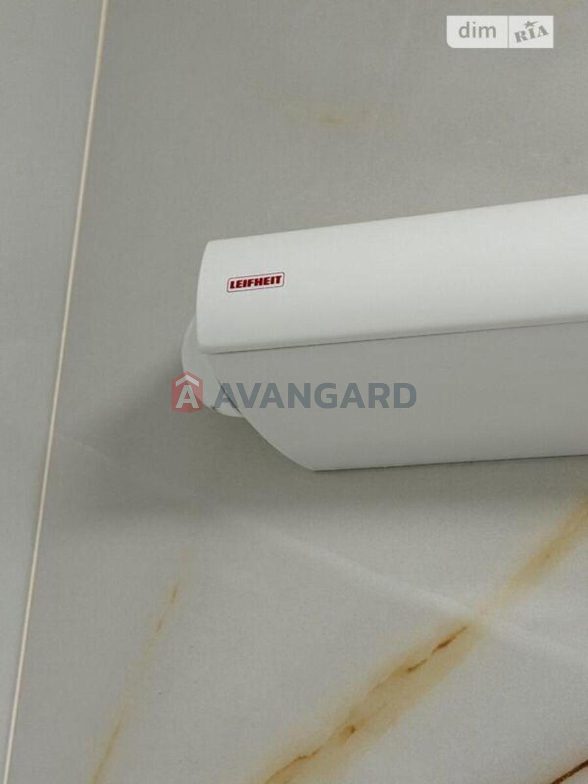 2 ��. ��������, 41/-/9 ��. �., 5/10 ������ ���� 13