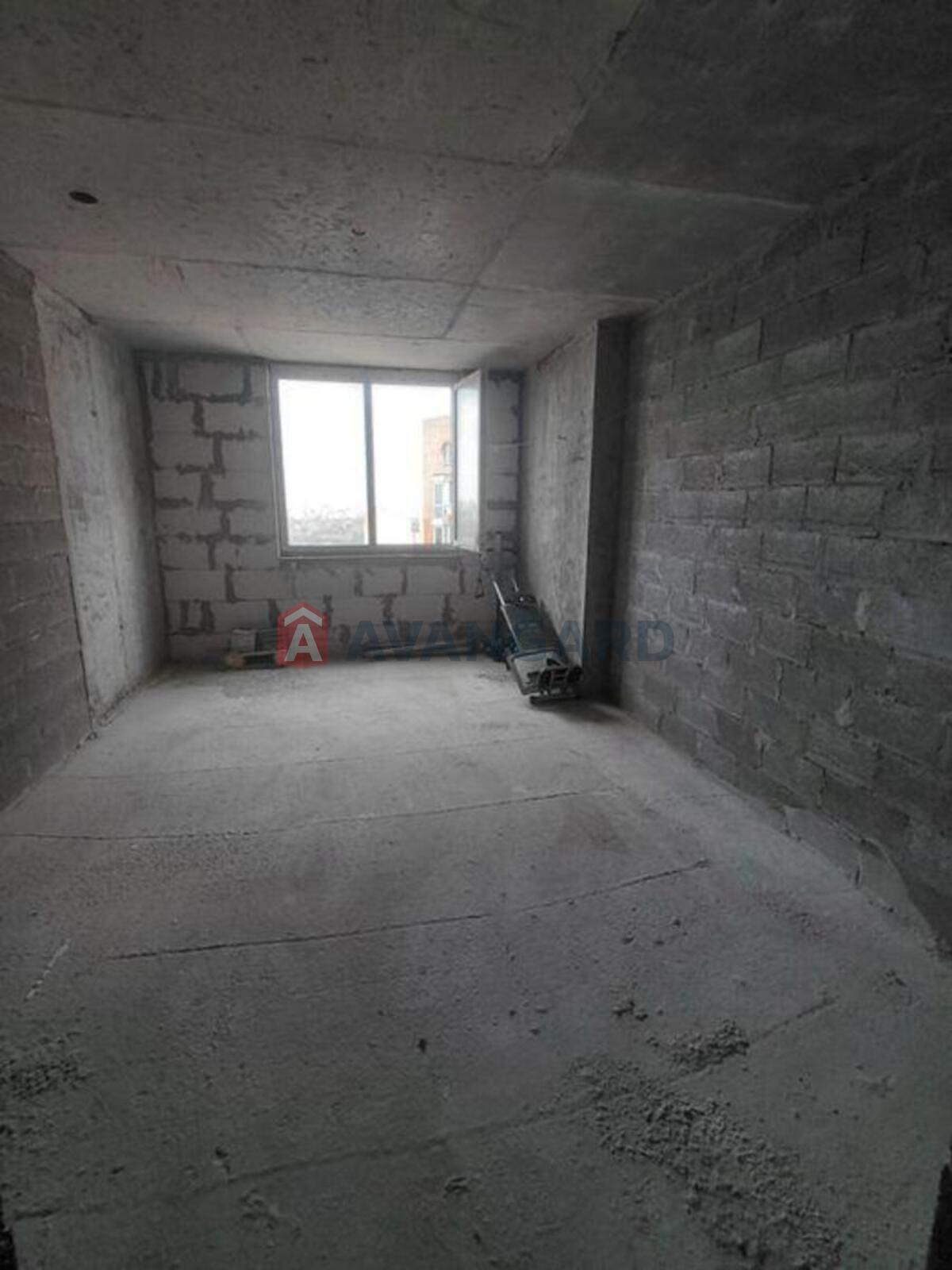 1 ��. ��������, 53/-/15 ��. �., 24/27 ������ ���� 6